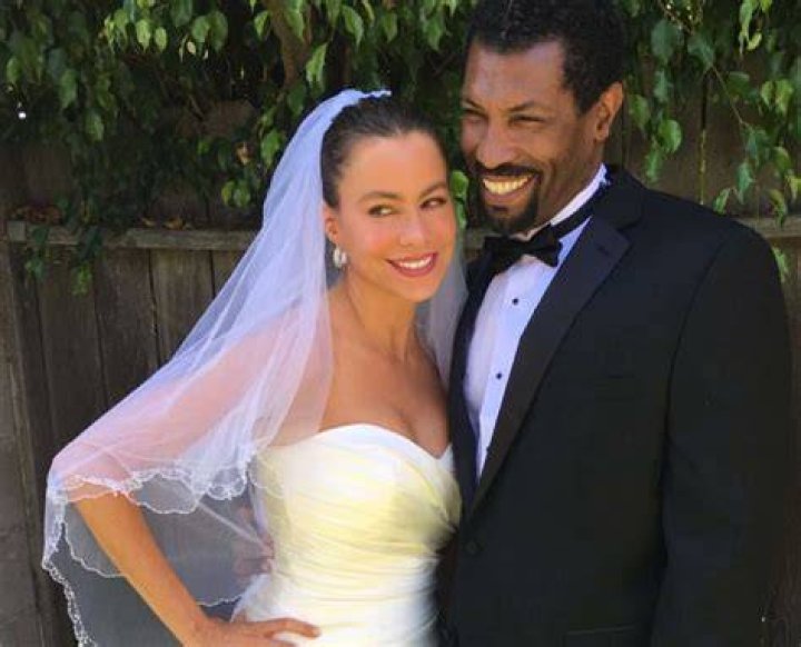 Deon Cole Wife: Exploring the Life and Relationship of the Comedian's Partner