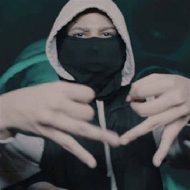 How Old is Kdot Keep Clicking 2021: A Comprehensive Guide to the Gaming Phenomenon