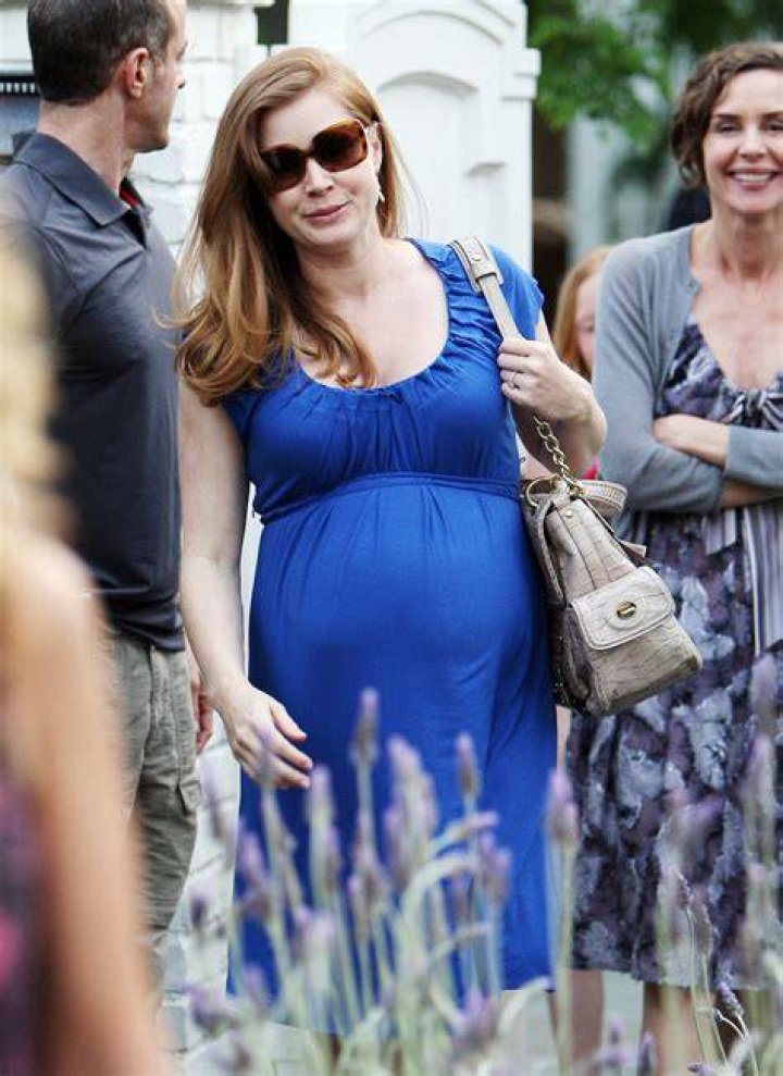 Is Amy Adams Pregnant? Exploring the Rumors and Facts
