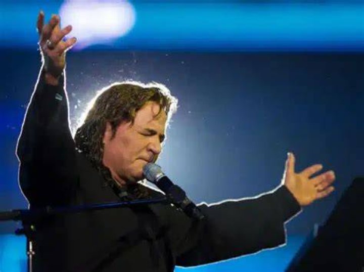 Kim Clement Net Worth: Exploring the Life, Legacy, and Financial Success of a Visionary Prophet