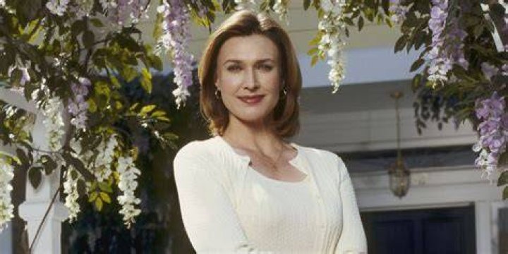 Mary Alice Young: The Iconic Narrator of Desperate Housewives