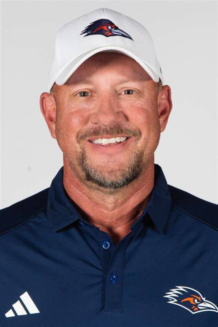 The Latest on Jeff Traylor: News & Updates